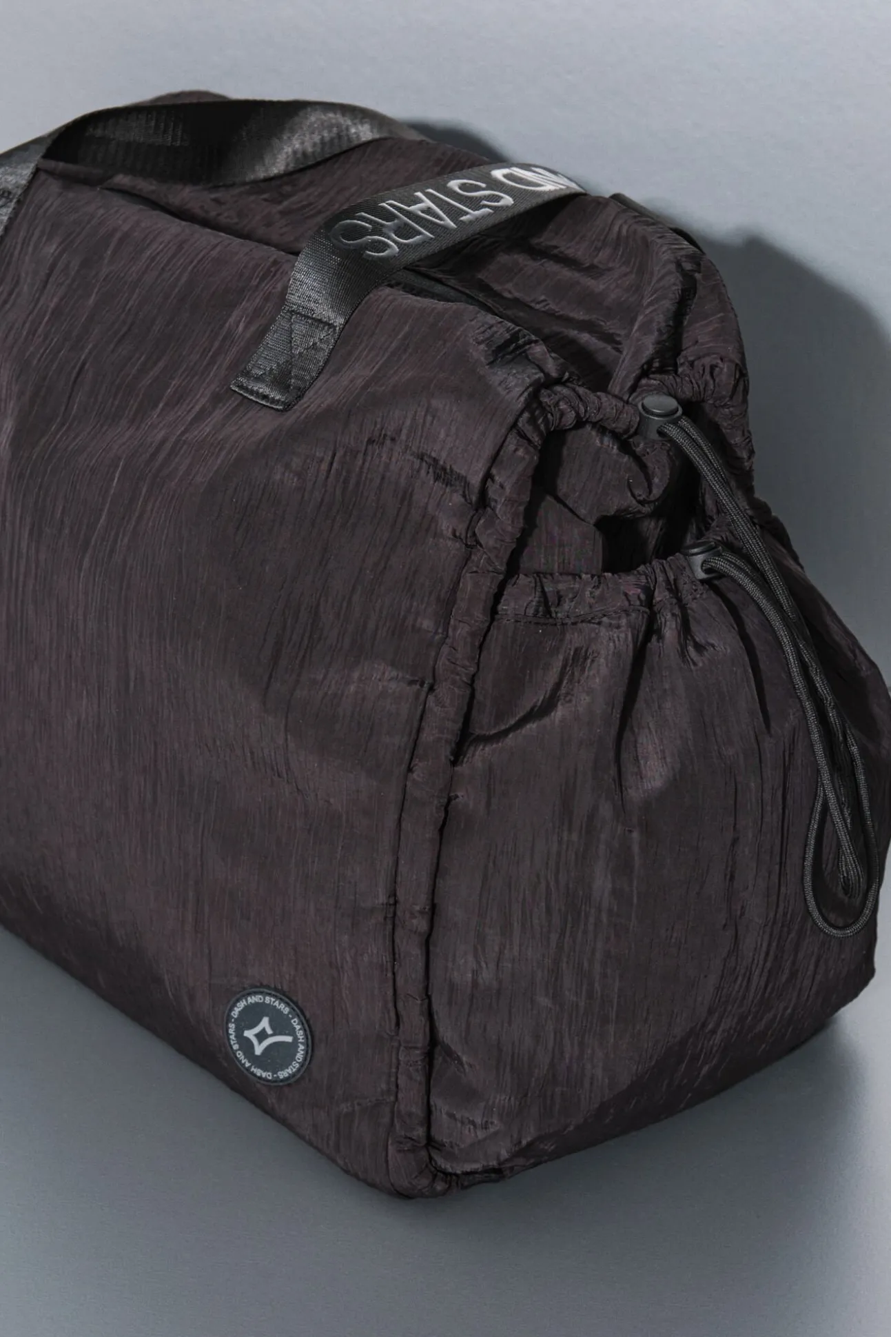 Bolso viaje nylon negro satinado