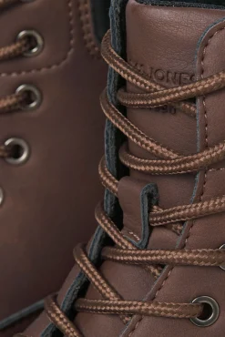 Botas estilo montaña