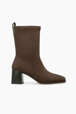 Botines efecto piel elástica con tacón