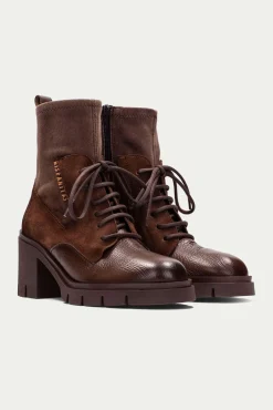 Botín acordonado piso track ZURICH