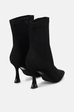 Botín ajustado tacón aguja