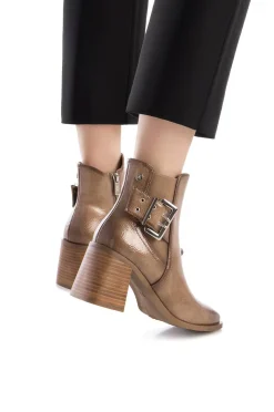 Botín de tacón tipo chelsea