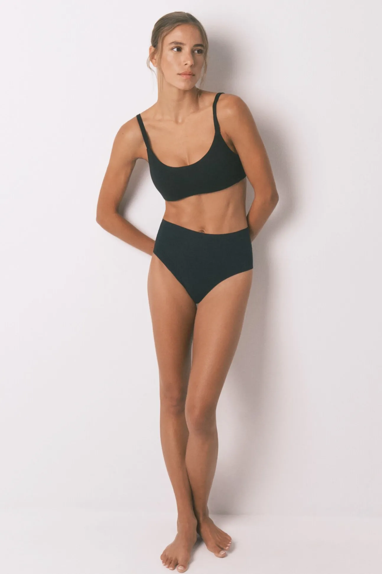 Braga alta algodón negro