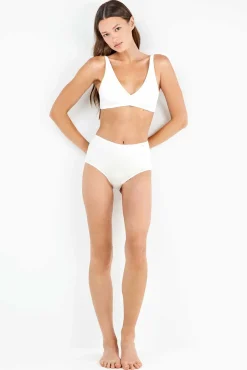 Braga alta con galón de encaje y camales