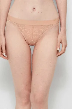 Braga clásica sin costuras