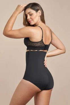 Braga faja de tiro alto con control moderado en abdomen y espalda