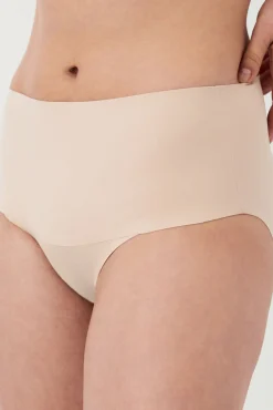 Braga moldeadora invisible café au lait SPANX