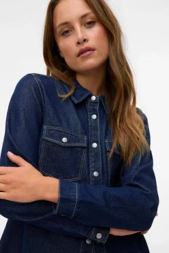Camisa denim con bolsillos en el pecho