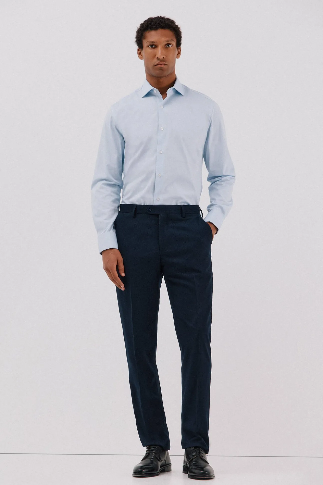 Camisa gemelos lisa fácil plancha