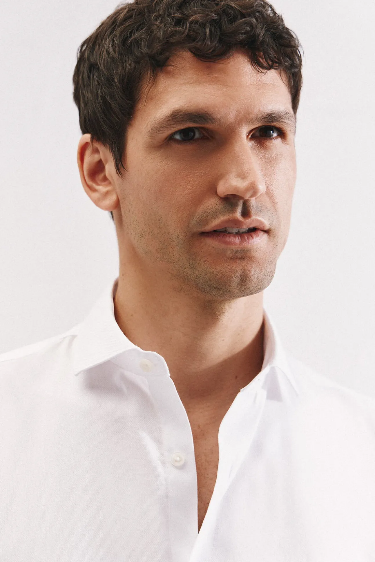 Camisa gemelos slim fit fácil plancha