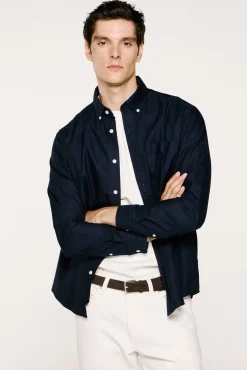 Camisa Oxford Regular Fit.