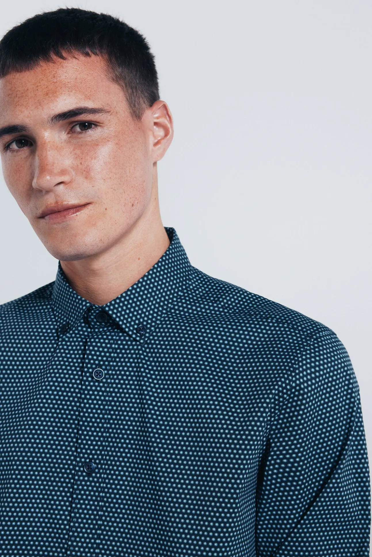 Camisa popelín micro estampado