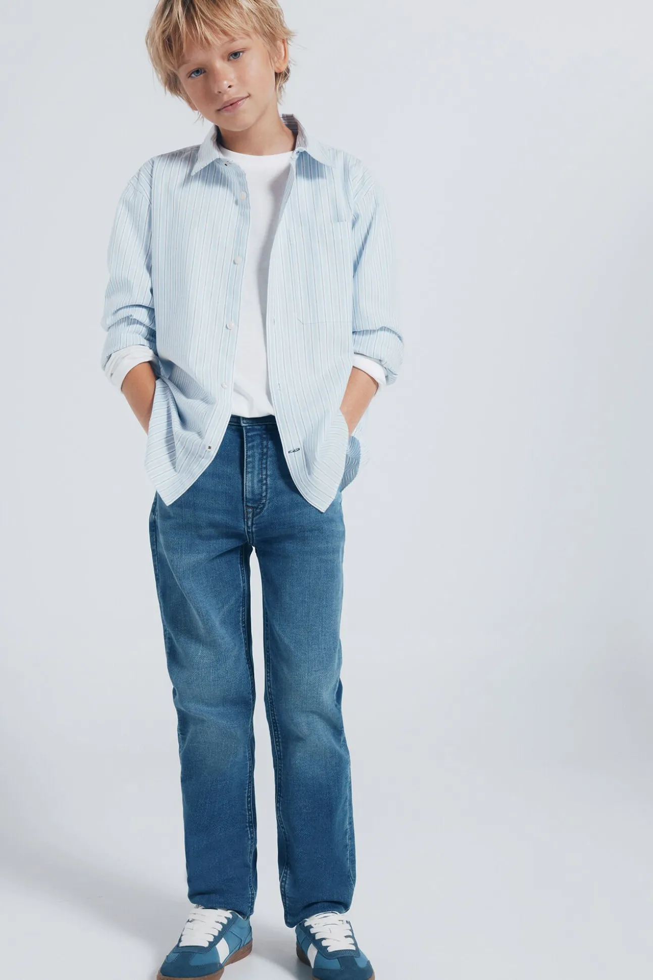 Camisa raya fina azul niño