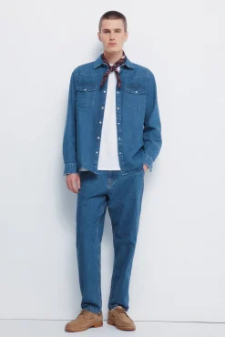 Camisa vaquera con canesú