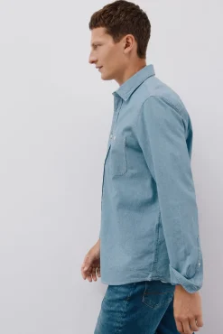 Camisa vaquera con dos bolsillos