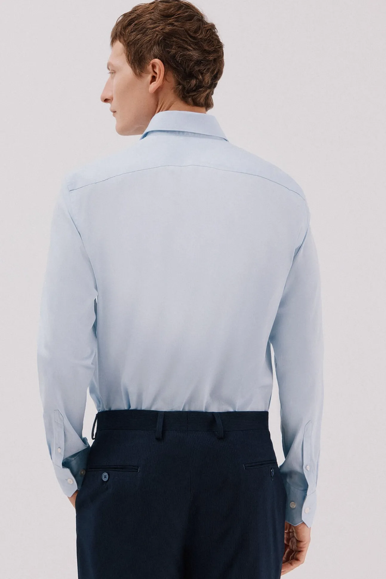 Camisa vestir lisa fácil plancha