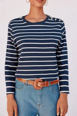 Camiseta básica botones dorados