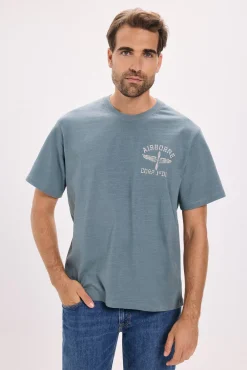 Camiseta básica con estampado frontal