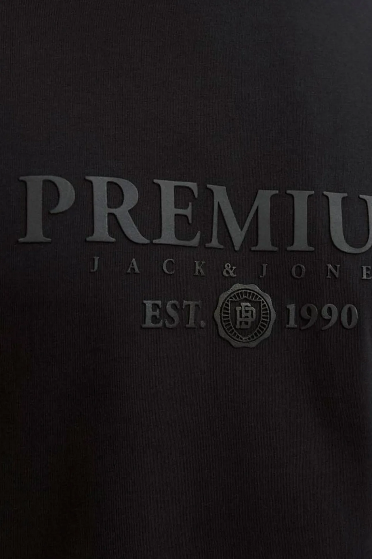 Camiseta básica con logo