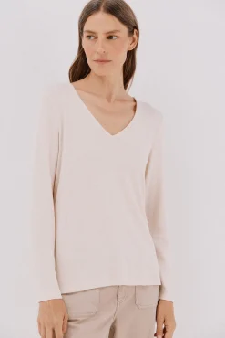 Camiseta básica cuello pico