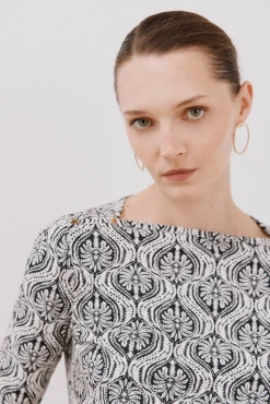 Camiseta básica escote barco