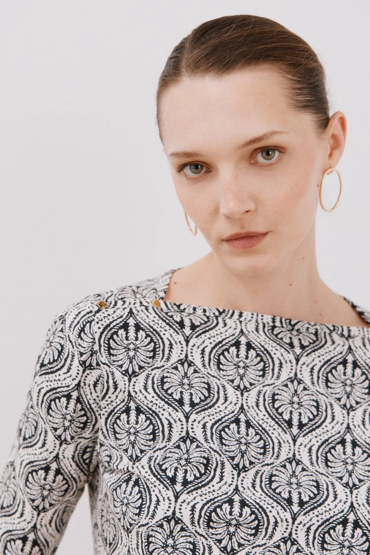 Camiseta básica escote barco