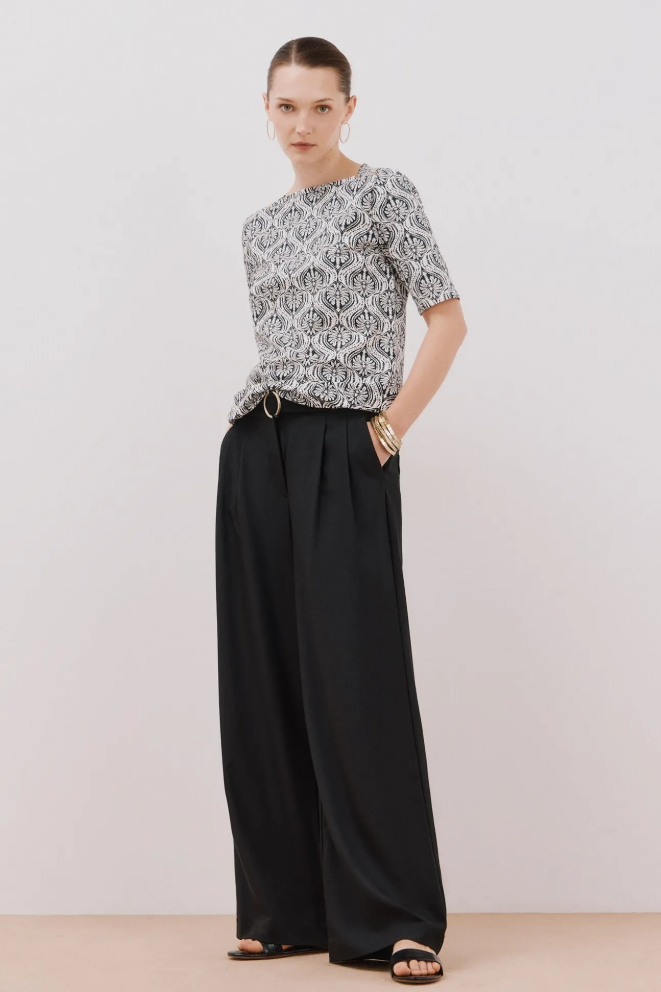 Camiseta básica escote barco