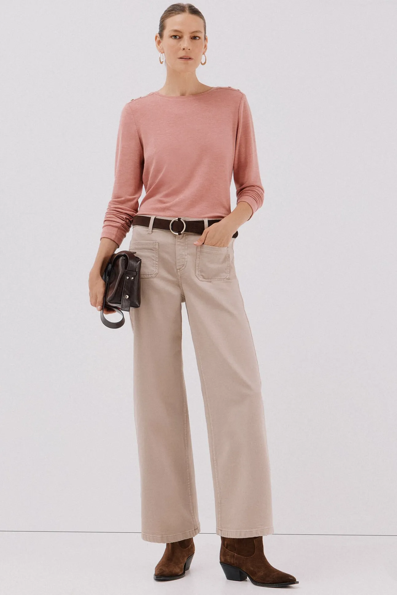 Camiseta caja botones