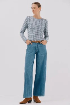 Camiseta caja botones