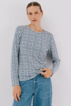 Camiseta caja botones