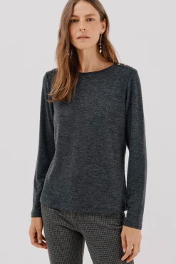 Camiseta caja botones