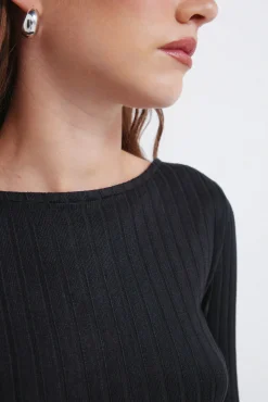 Camiseta canalé escote barca