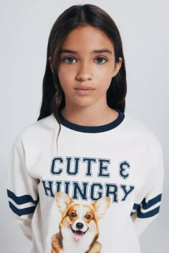 Camiseta de manga larga perro varsity niña