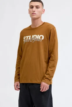 Camiseta de manga studio