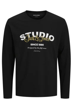 Camiseta de manga studio