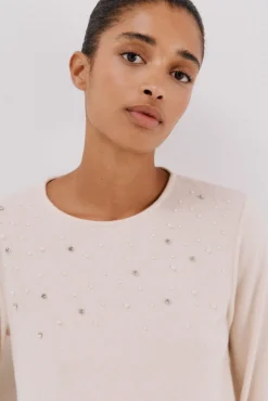 Camiseta detalle perlas y strass