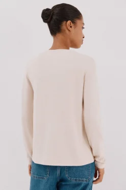 Camiseta detalle perlas y strass