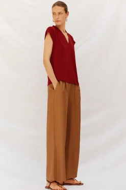 Camiseta estamapda escote pico fruncido