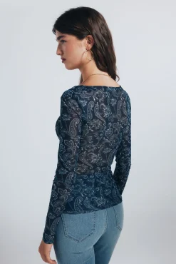 Camiseta gasa escote frunces estampada