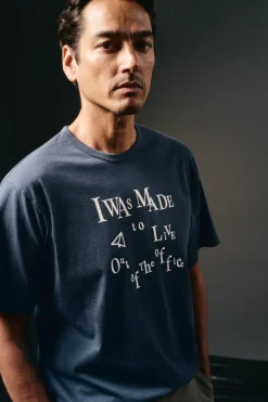 Camiseta gráfica lavada