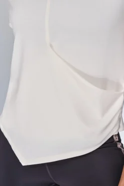 Camiseta manga corta blanco drapeado