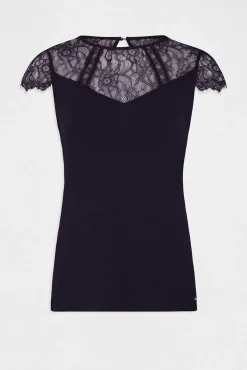 Camiseta manga corta con encaje