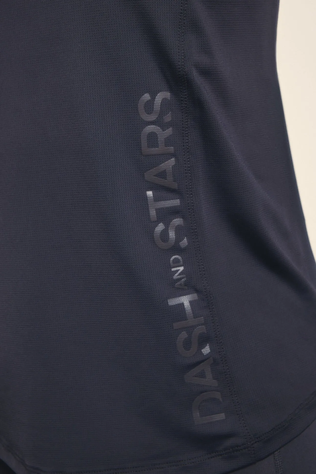 Camiseta microfibra halter negra