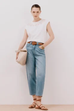 Camiseta sin mangas estampada y bordada