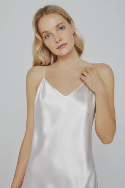 Camisón de mujer Ivette Bridal corto de satén en blanco