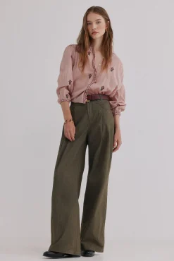 Carine. Blusa bordada