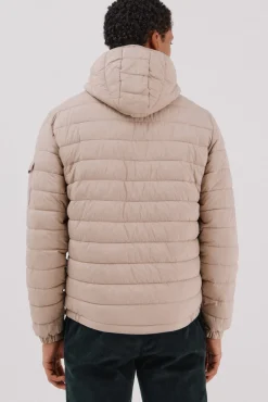 Cazadora acolchada ultralight con capucha