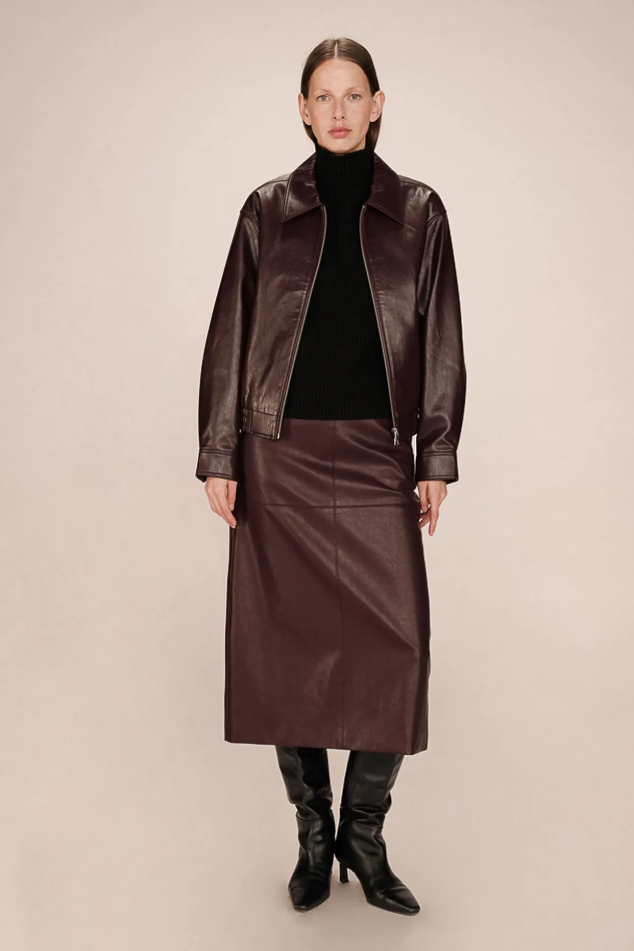 Cazadora bomber en cuero