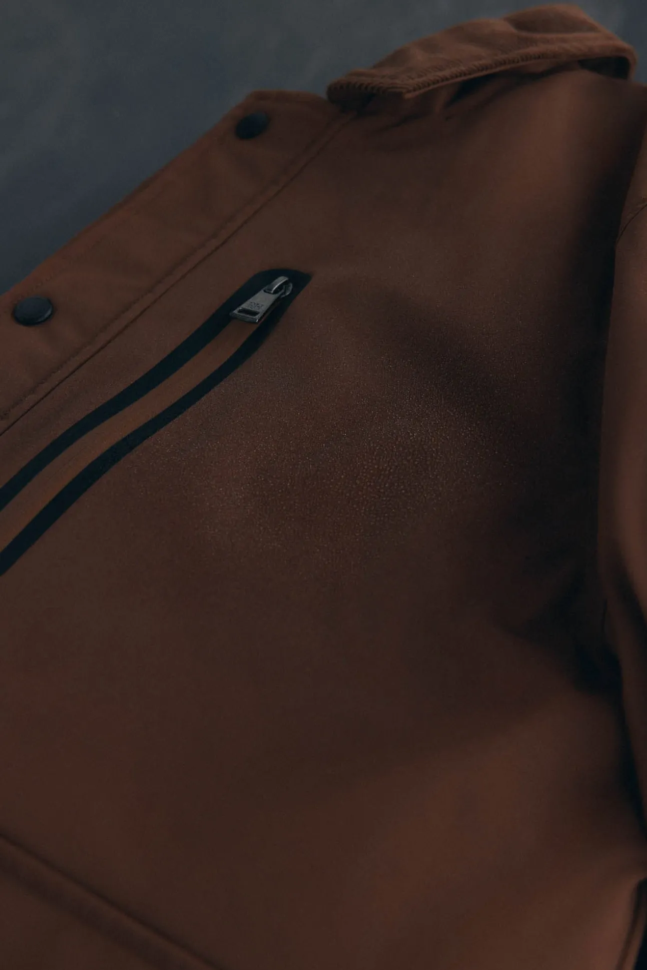 Cazadora con cuello pana