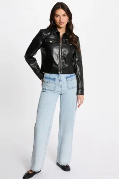 Cazadora corta cuero sintético